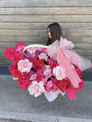 Корзина сочных оттенков