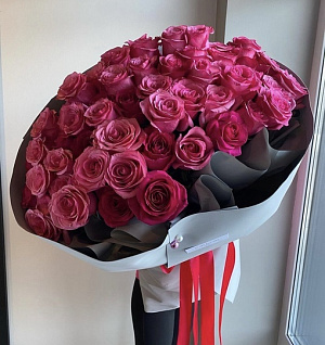 Охапка розовых роз 51 шт.