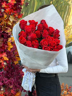 Охапка эквадорских роз Nina 60 см