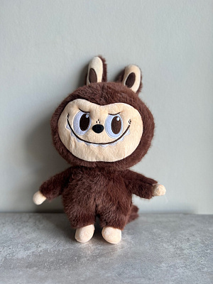 Трендовая игрушка в коричневом цвете