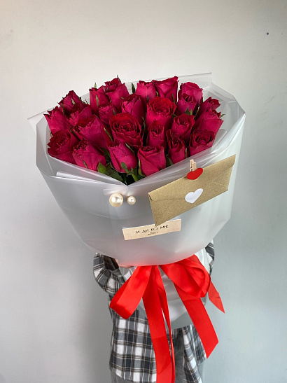 Кенийские розы 25 шт.в матовой плёнке