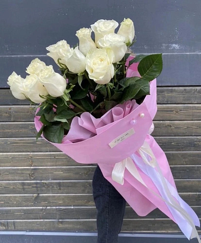 Эквадорские белые розы 11 шт.