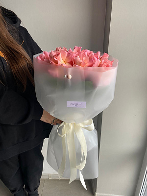 Эквадорские вывернутые розы Эрмоса 9 шт.