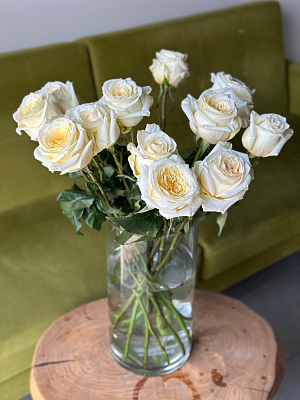 Охапка пионовидной эквадорской розы Candelight 50 см