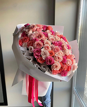 Цветочный калейдоскоп (розы 101 шт.)