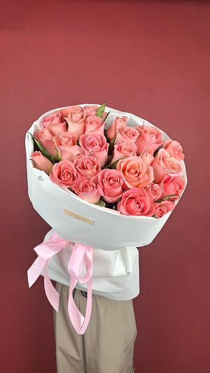 Кенийские персиковые розы 25 шт.