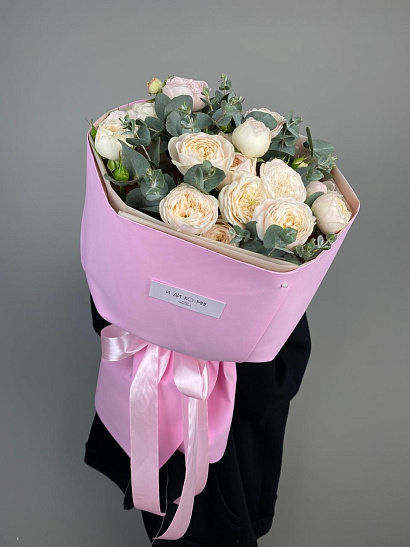 Мороженка пионовидных: букет из кустовых пионовидных роз