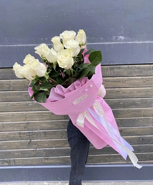 Эквадорские белые розы 11 шт.