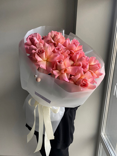 Эквадорские вывернутые розы Эрмоса 9 шт.