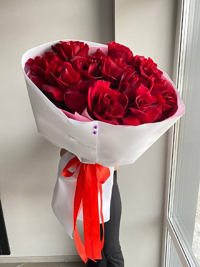 Вывернутые красные розы 11 шт.