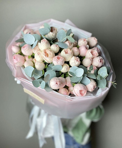 Эстетика пионовидных кустовых роз